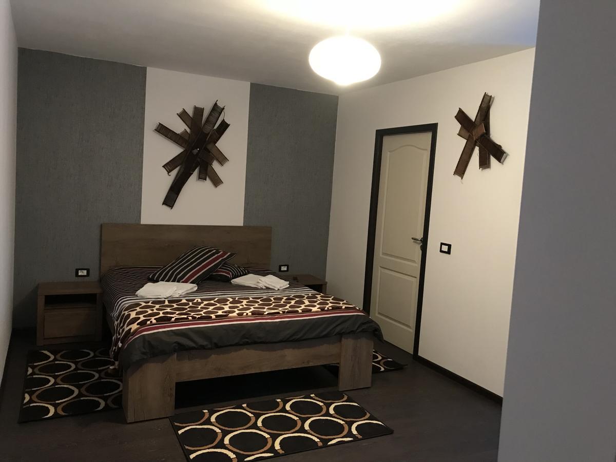 ホテルCasa Relax Văleni エクステリア 写真