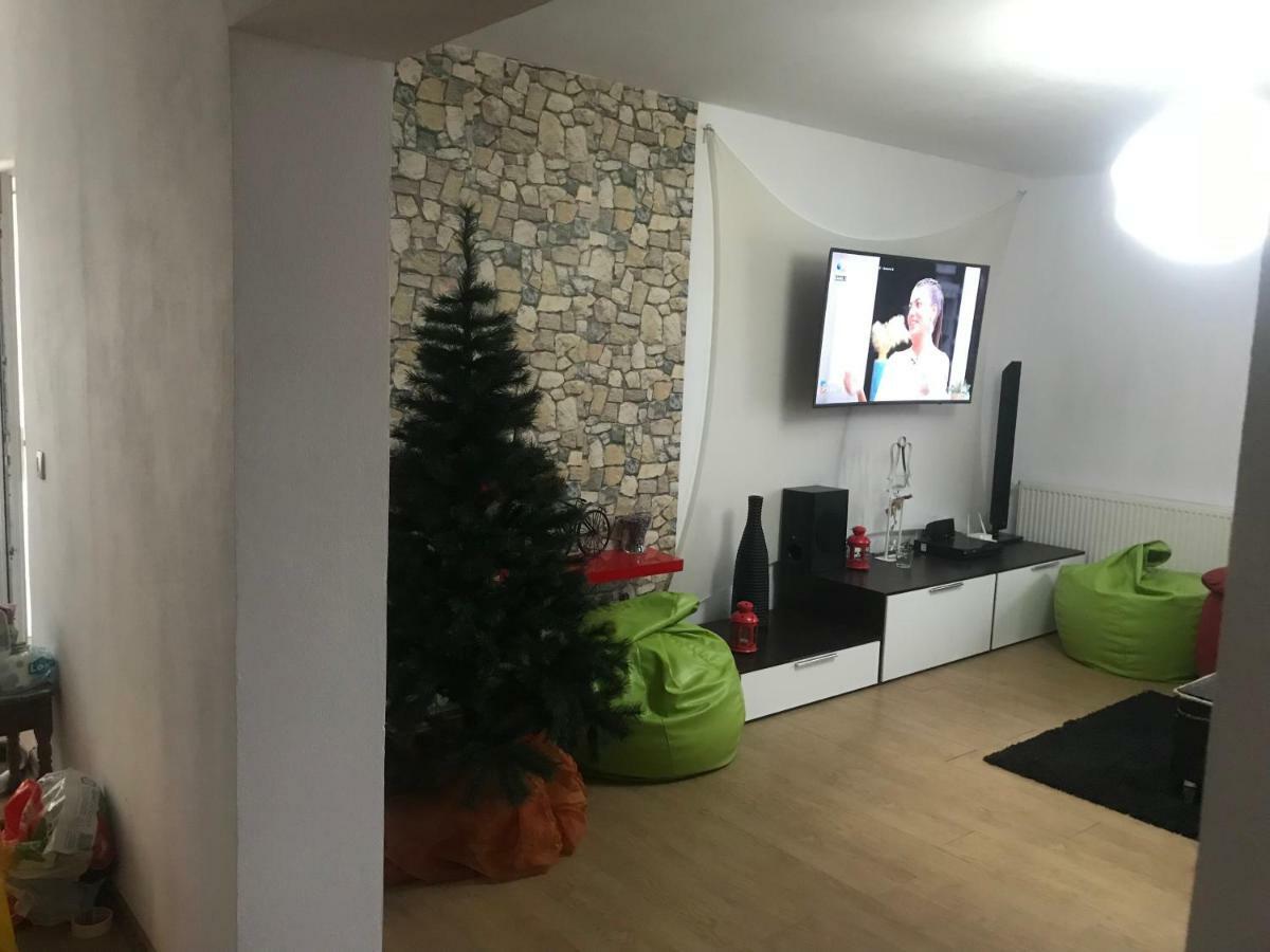 ホテルCasa Relax Văleni エクステリア 写真